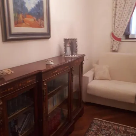 Oda ve Kahvaltı Dei Sabini *